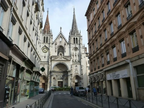 Chemins de Compostelle : Lyon - Montbrison - Photo 1