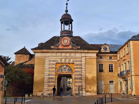 Chemins de Compostelle : Autun - Cluny - Photo 9