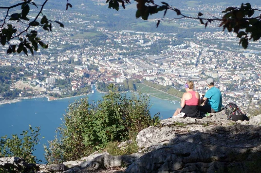 Escapade sur les Sommets du Lac d'Annecy en Liberté - Photo 8