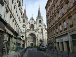 Chemins de Compostelle : Lyon - Montbrison - Photo 1